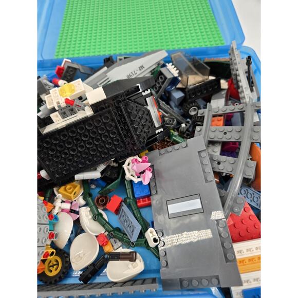 Blue Lego Project Case With Base Plate And Random Legos - Picture 6 of 7